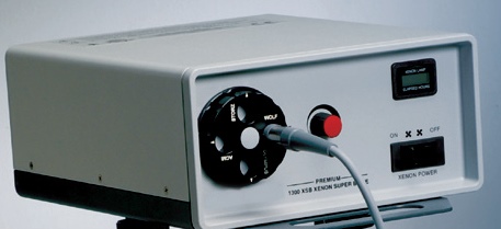 SATURN 3001XLT 300W Xenon Illuminator close up product image